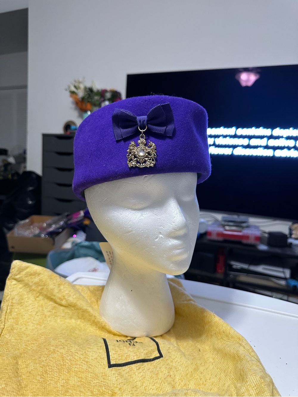 Liz Claiborne Purple Wool Beret with Bow and Gold Crest